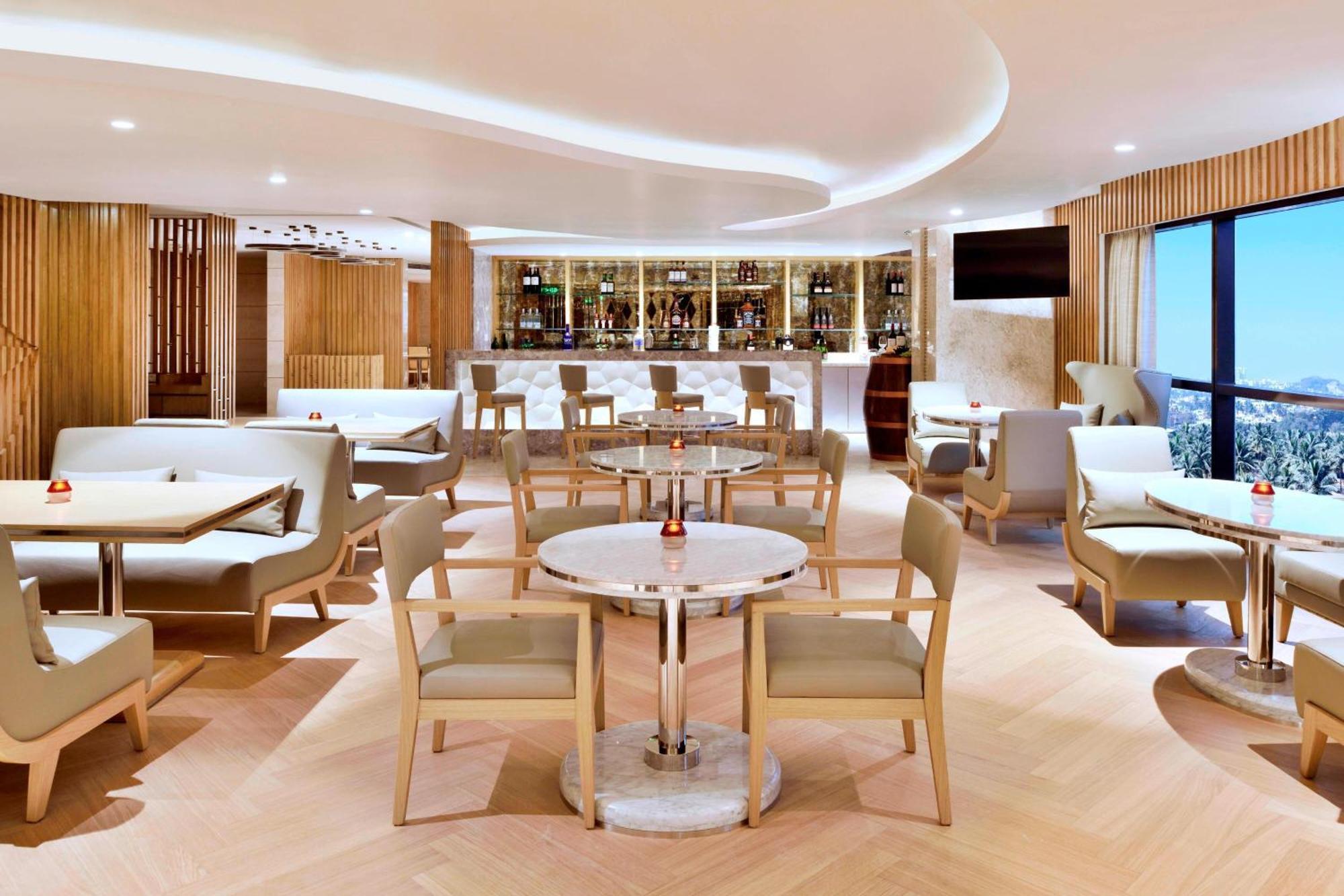 Courtyard By Marriott Bengaluru Hebbal Hotel Kültér fotó