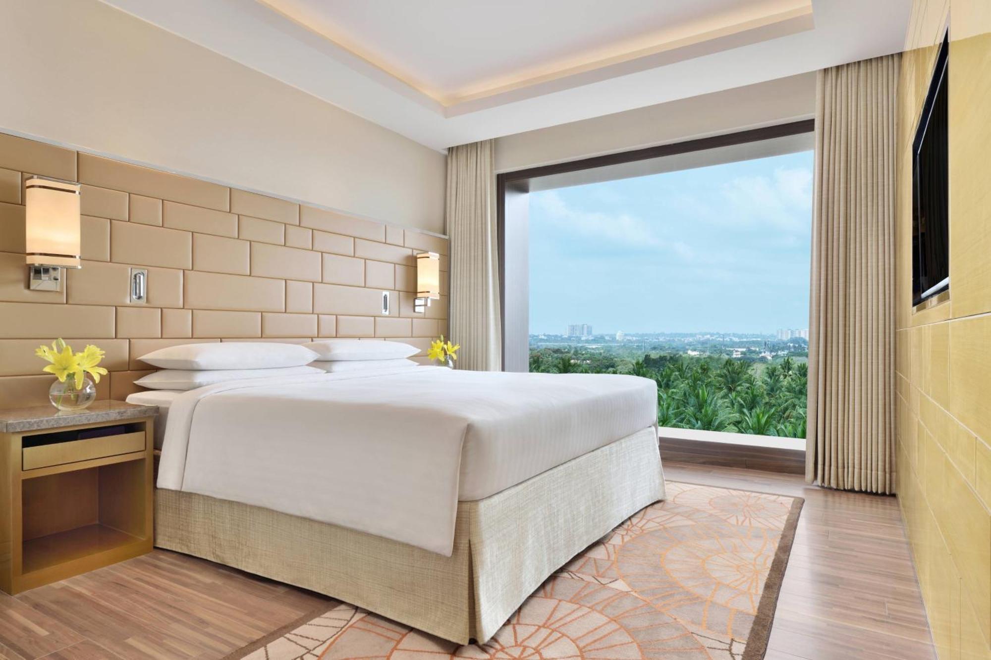 Courtyard By Marriott Bengaluru Hebbal Hotel Kültér fotó