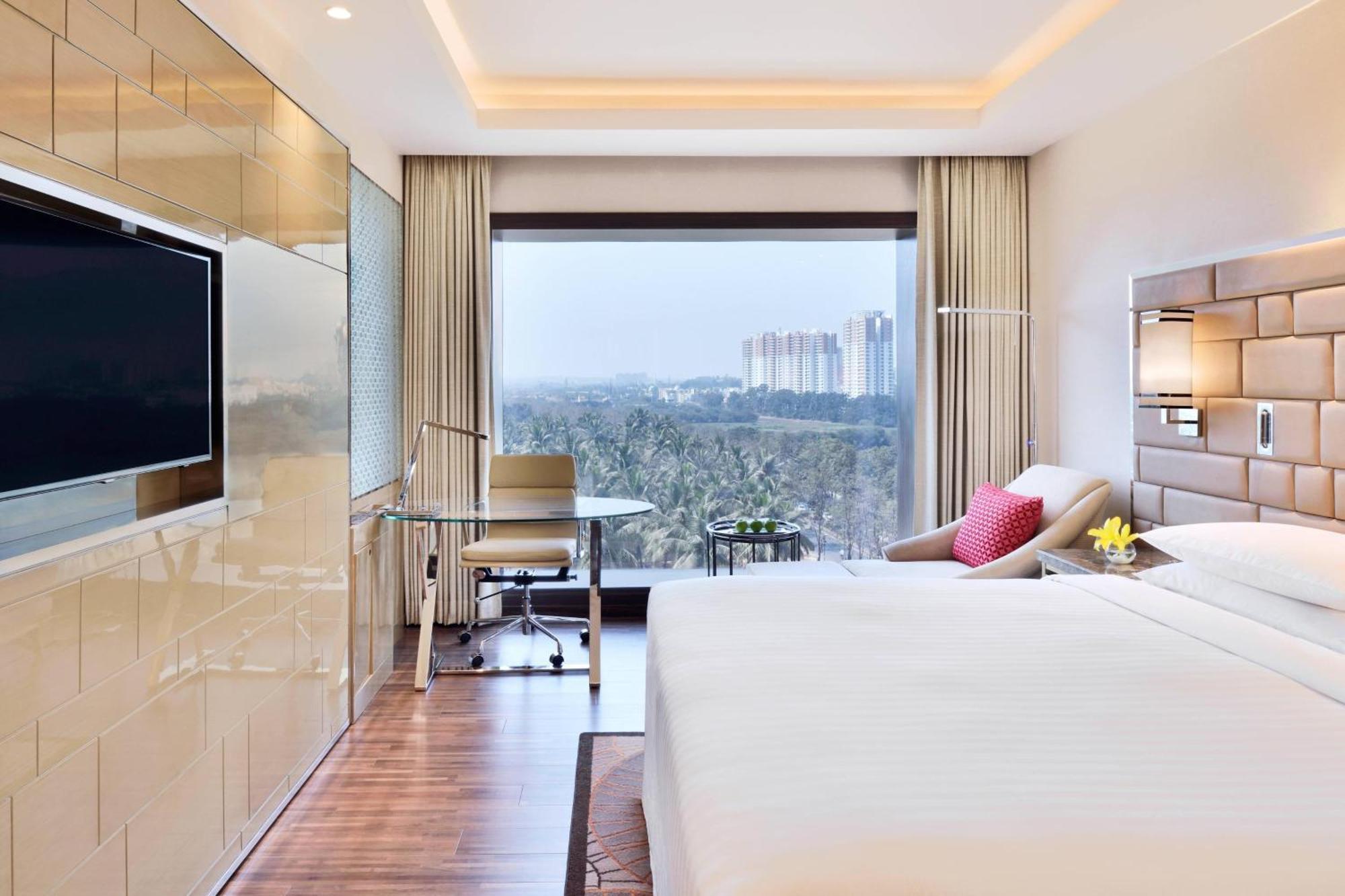 Courtyard By Marriott Bengaluru Hebbal Hotel Kültér fotó